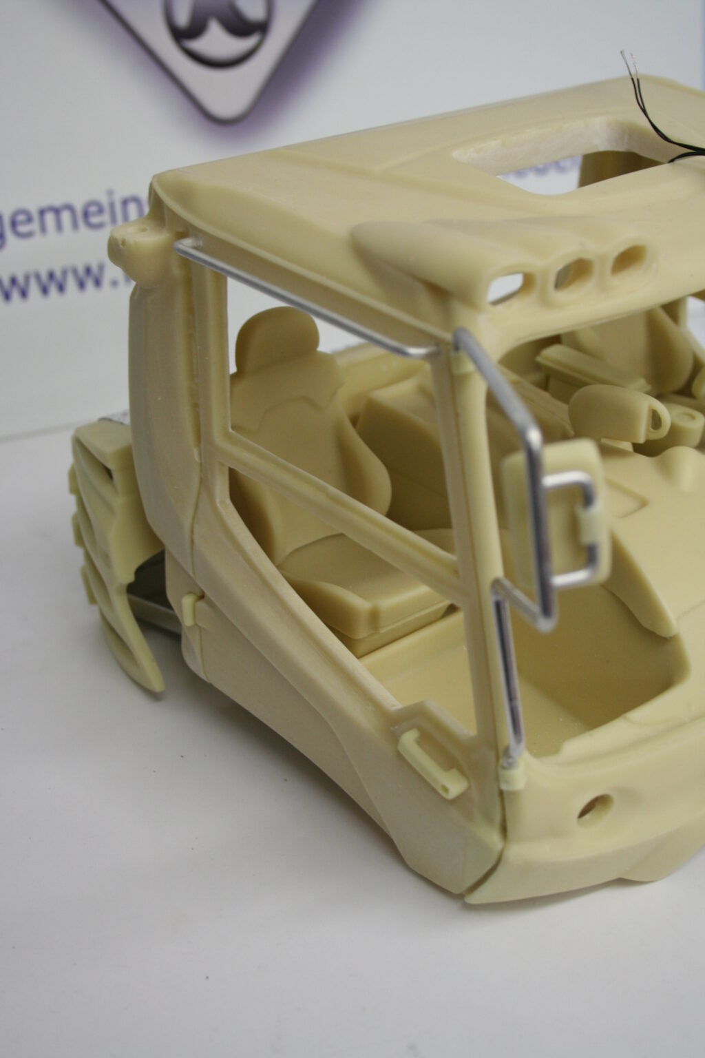 Pisten Bully 400 Fahrerhaus im M1:12